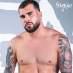 Enzo Giglio, o peixeiro gato, surpreende em ensaio sensual e revela bastidores com exclusividade