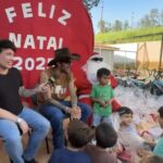 Luan Pereira faz aparição surpresa em escola pública de Londrina e entrega bicicletas a alunos