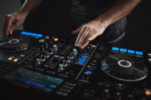 fed6fdae-e0a6-4146-82e2-99afca552ee4.jpg
